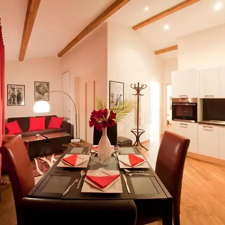Aparthotel Le 7eme Art Cannes